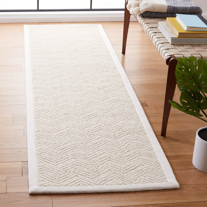 SAFAVIEH Natural Fiber NF487A Handwoven Ivory Rug Image 2