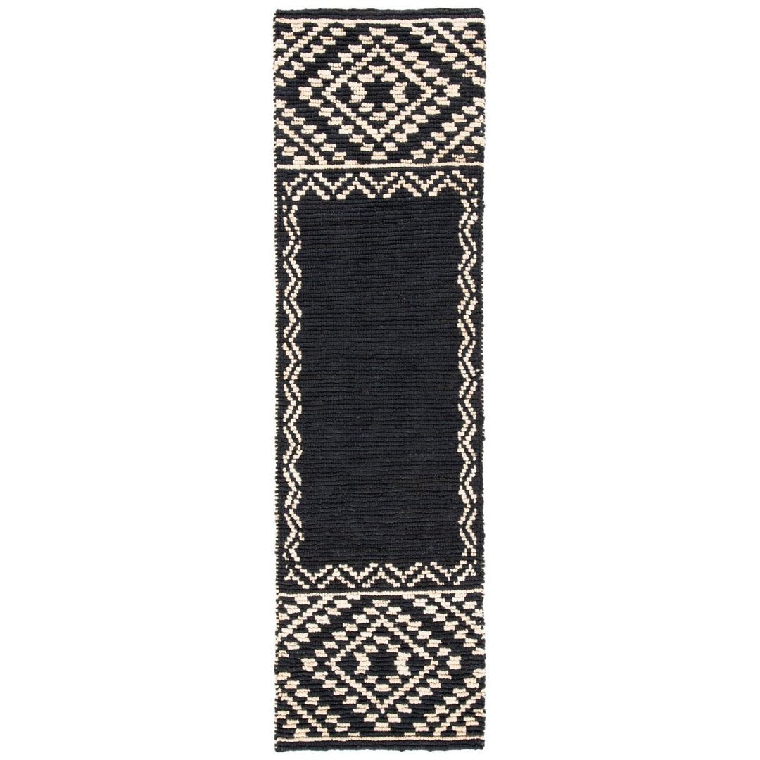 SAFAVIEH Natural Fiber NF552Z Handwoven Black Rug Image 3