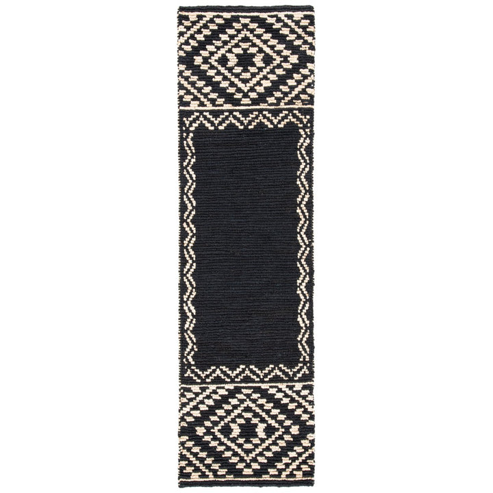 SAFAVIEH Natural Fiber NF552Z Handwoven Black Rug Image 3