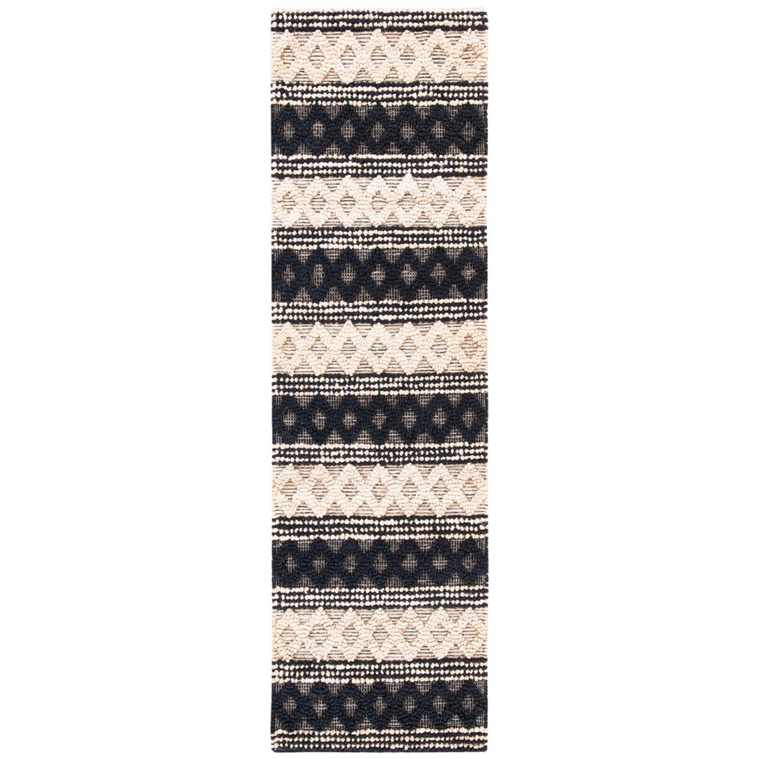 SAFAVIEH Natural Fiber NF568Z Handwoven Black /Ivory Rug Image 3