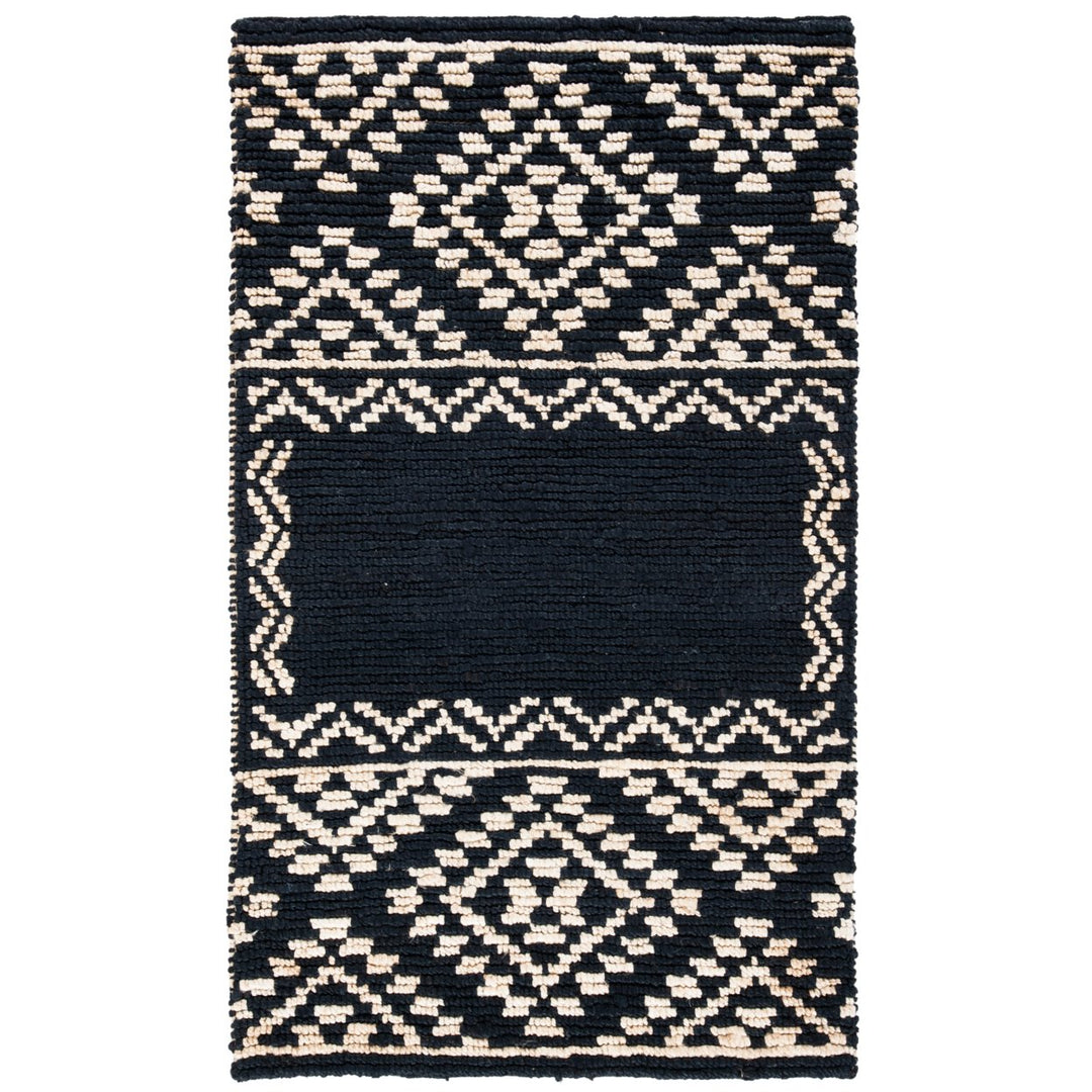 SAFAVIEH Natural Fiber NF552Z Handwoven Black Rug Image 1