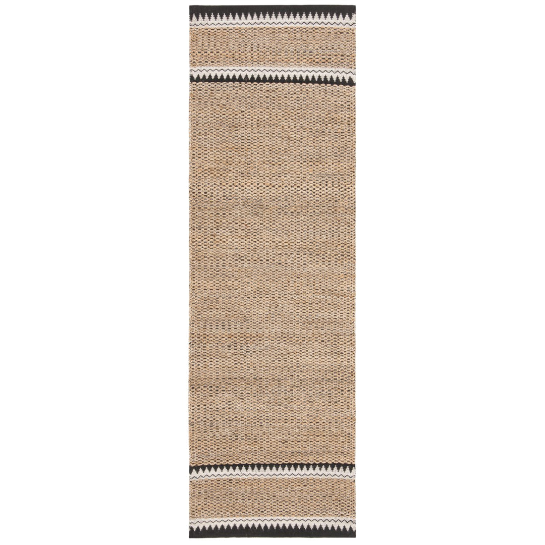 SAFAVIEH Natural Fiber NF874B Natural / Black Rug Image 1