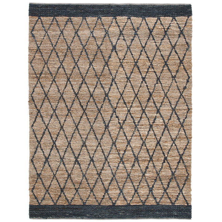 SAFAVIEH Natural Fiber NF951Z Natural / Black Rug Image 1