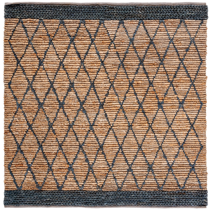 SAFAVIEH Natural Fiber NF951Z Natural / Black Rug Image 4