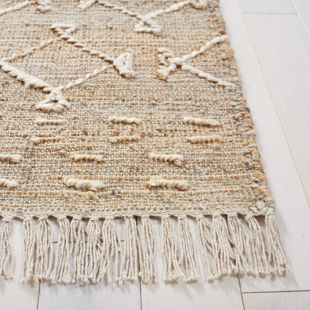 SAFAVIEH Natural Fiber NFB405A Natural / Ivory Rug Image 6