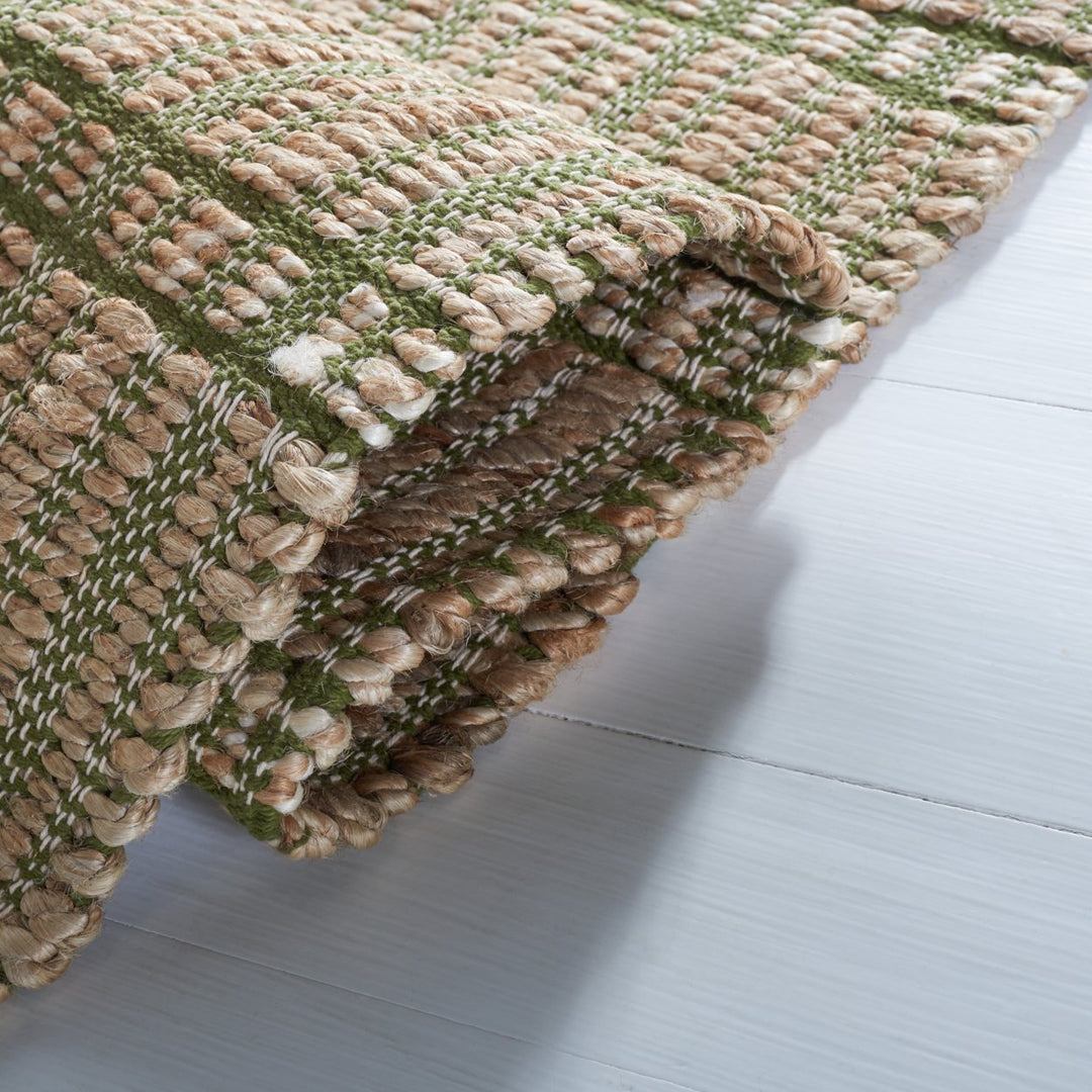 SAFAVIEH Natural Fiber NFB656Y Green / Natural Rug Image 7