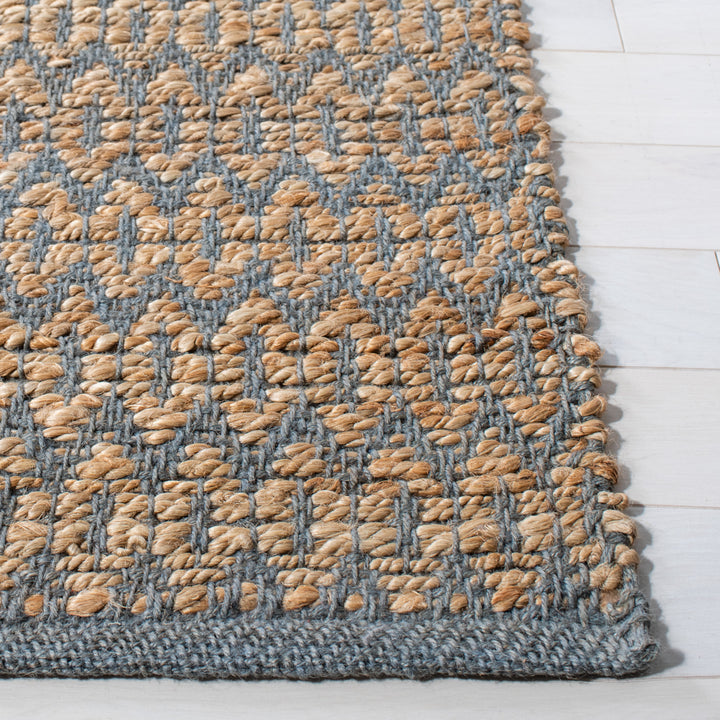 SAFAVIEH Natural Fiber NFB701G Natural / Grey Rug Image 4