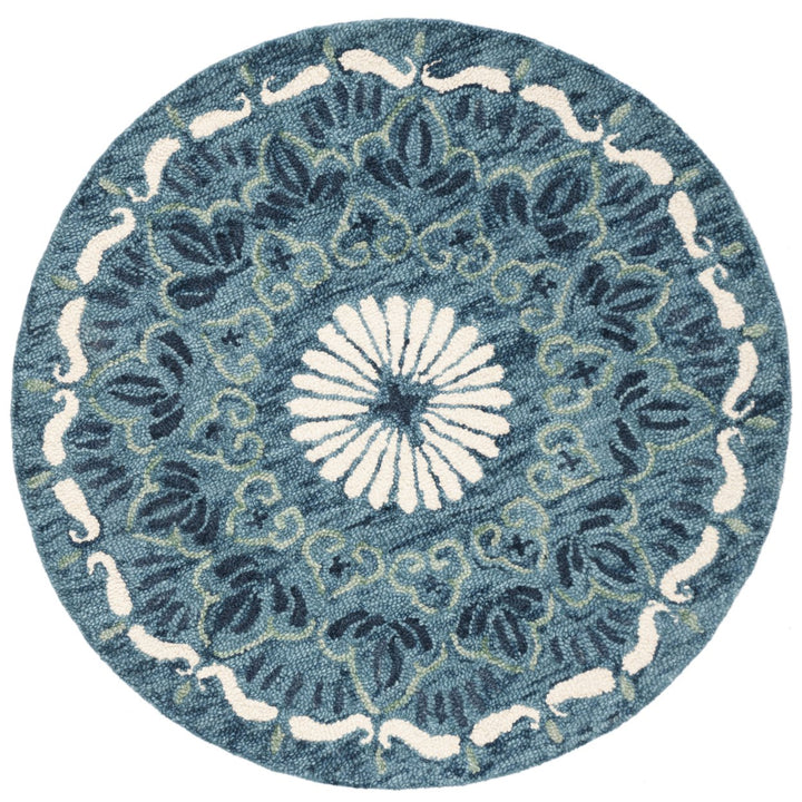 SAFAVIEH Novelty NOV602M Handmade Blue / Ivory Rug Image 4