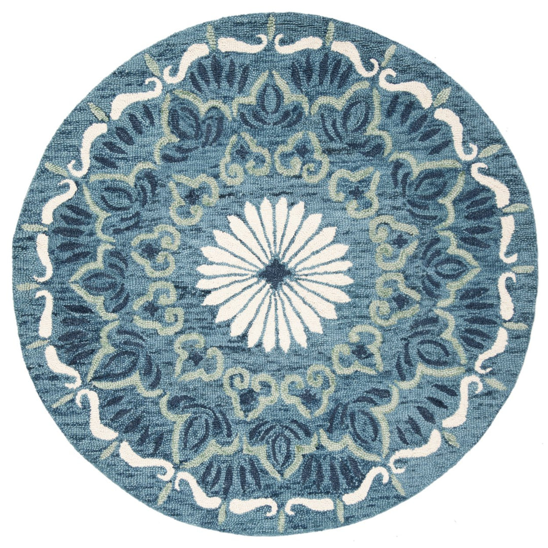 SAFAVIEH Novelty NOV602M Handmade Blue / Ivory Rug Image 5