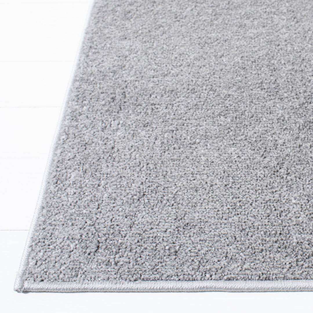 SAFAVIEH Non-slip Collection NSD120G Grey Rug Image 7