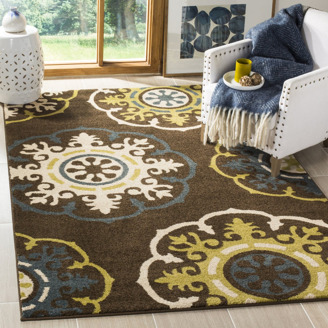 SAFAVIEH Newbury Collection NWB8699-2552 Brown / Green Rug Image 1