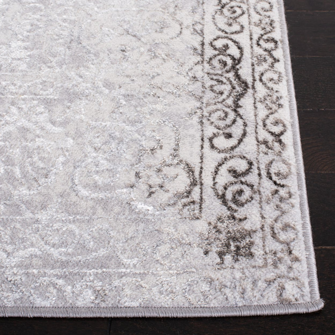 SAFAVIEH Orchard Collection ORC684H Grey / Light Grey Rug Image 7