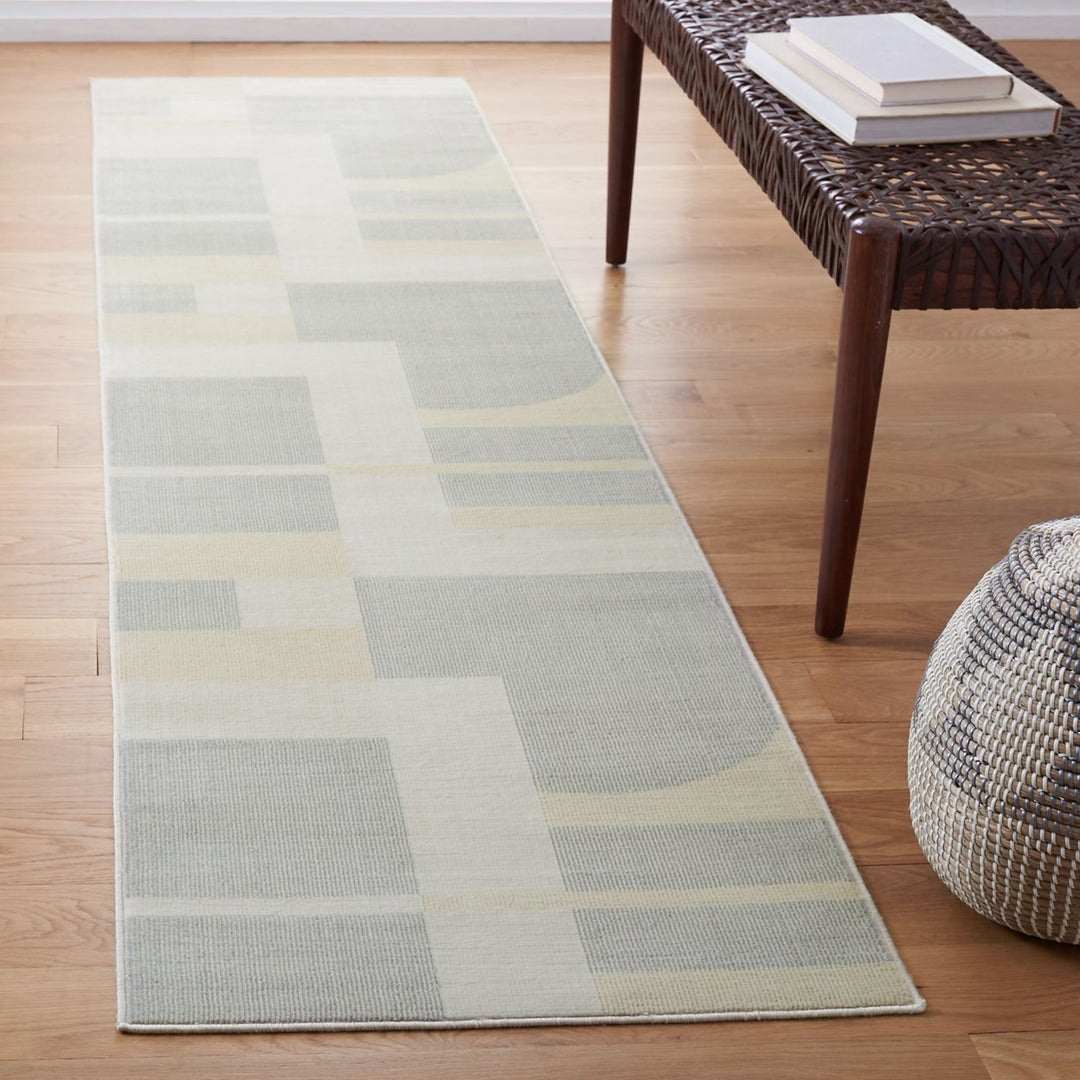 SAFAVIEH Orwell Collection ORW301F Grey / Beige Rug Image 3