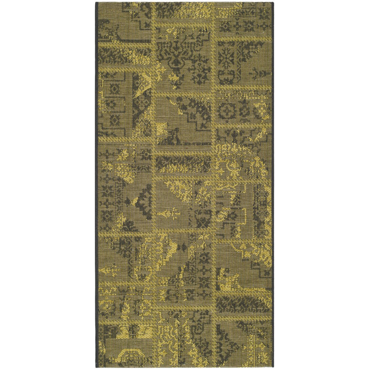 SAFAVIEH Palazzo Collection PAL121-56C10 Black / Green Rug Image 1