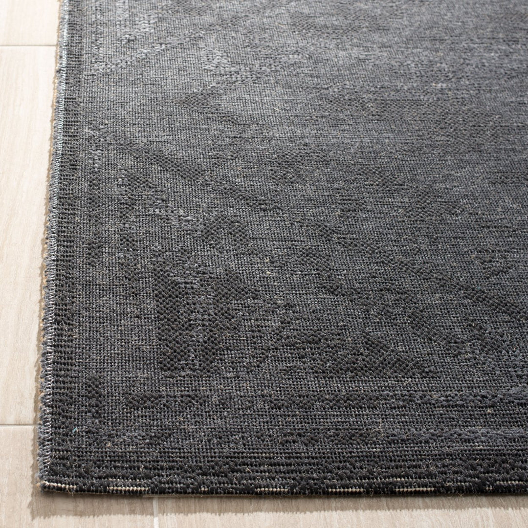 SAFAVIEH Palazzo Collection PAL122-56C6 Black / Grey Rug Image 4