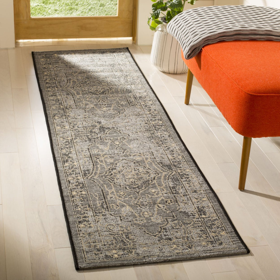 SAFAVIEH Palazzo PAL128-16217 Dark Grey / Grey Rug Image 2