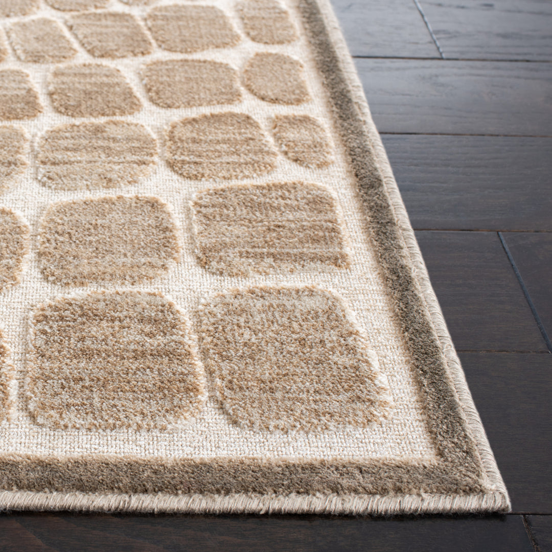 SAFAVIEH Paradise Collection PAR304-3140 Mouse / Cream Rug Image 3