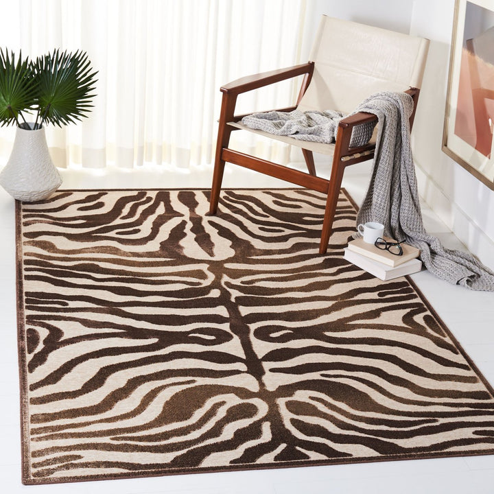 SAFAVIEH Paradise Collection PAR83-304 Creme / Brown Rug Image 1