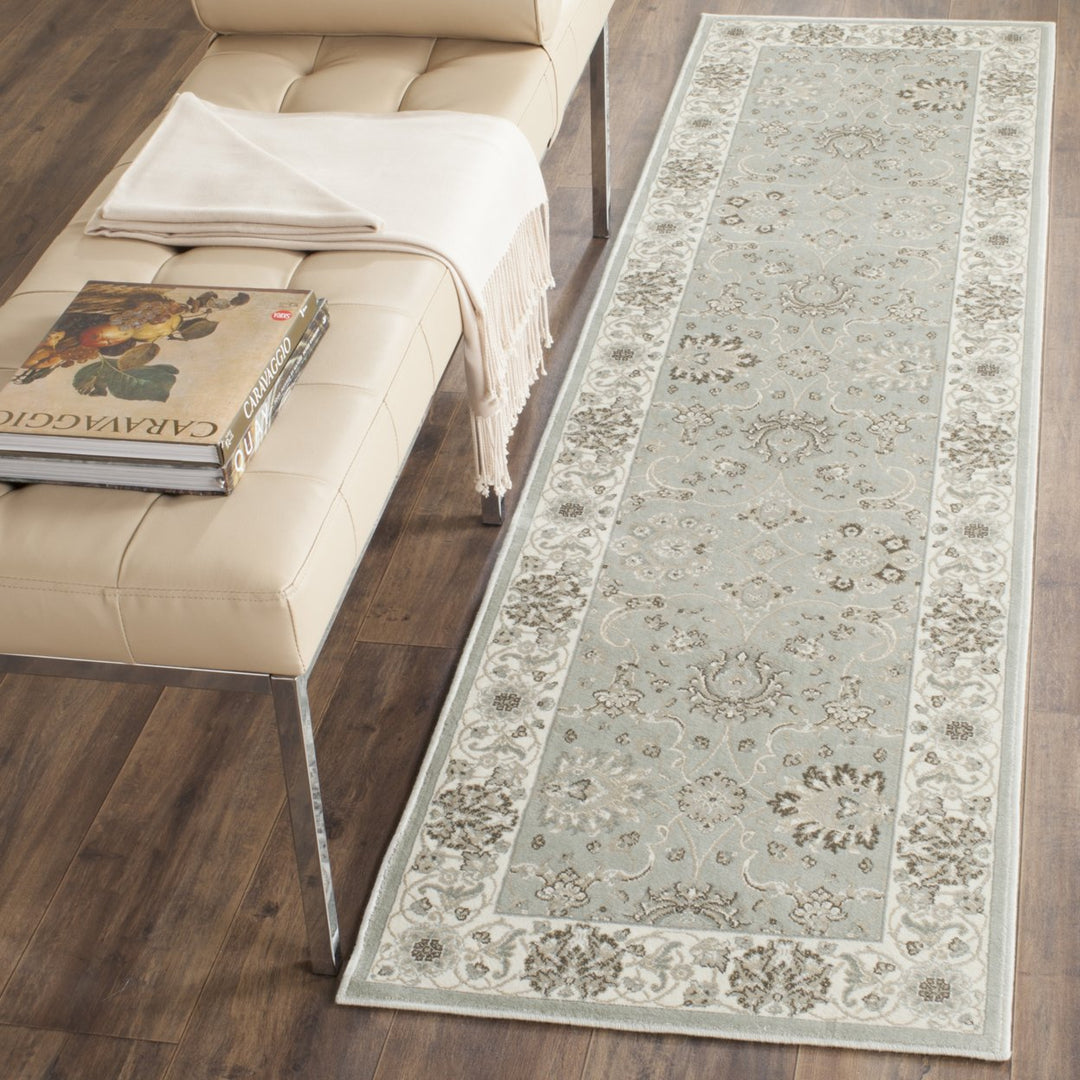 SAFAVIEH Persian Garden PEG608Q Silver / Cream Rug Image 2