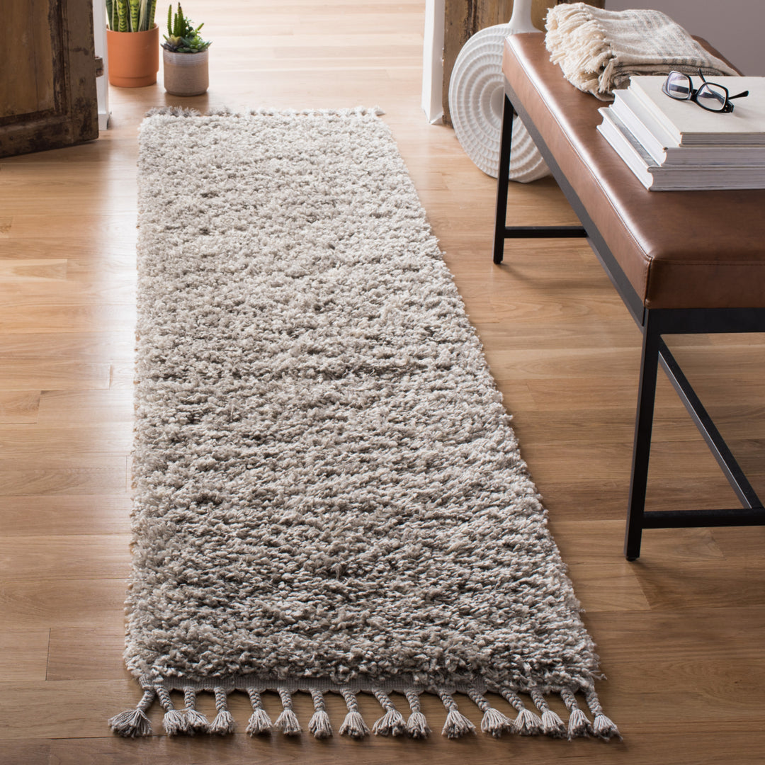 SAFAVIEH Pro Lux Shag Collection PLX433F Grey / Cream Rug Image 3