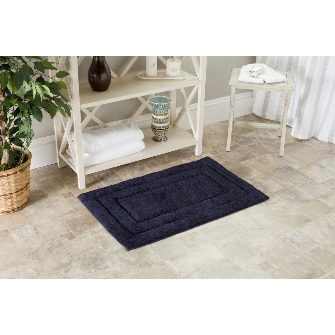 SAFAVIEH Plush Master Bath PMB627B Navy / Navy Rug Image 1