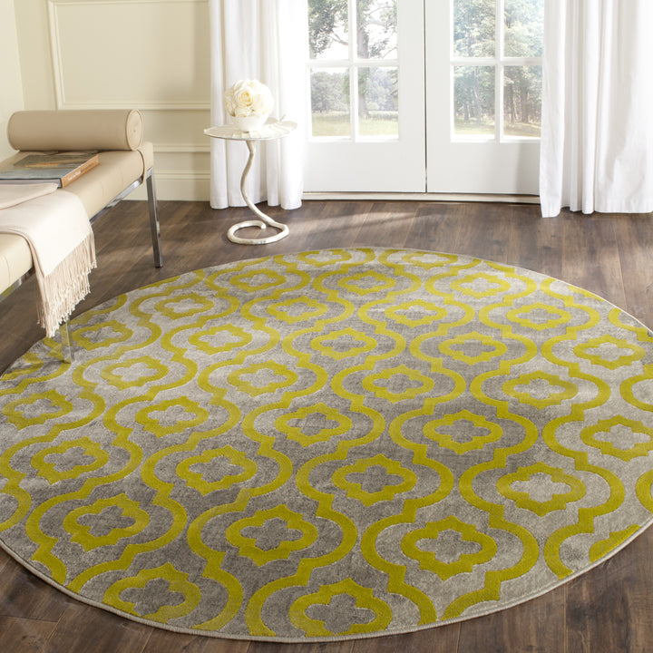 SAFAVIEH Porcello PRL7734G Light Grey / Green Rug Image 2