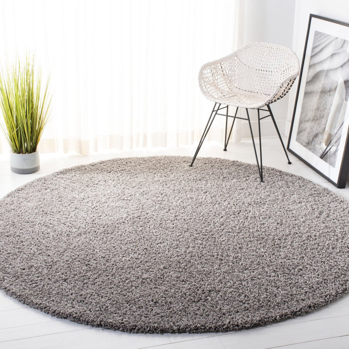 SAFAVIEH Primo Shag Collection PRM300G Light Grey Rug Image 2