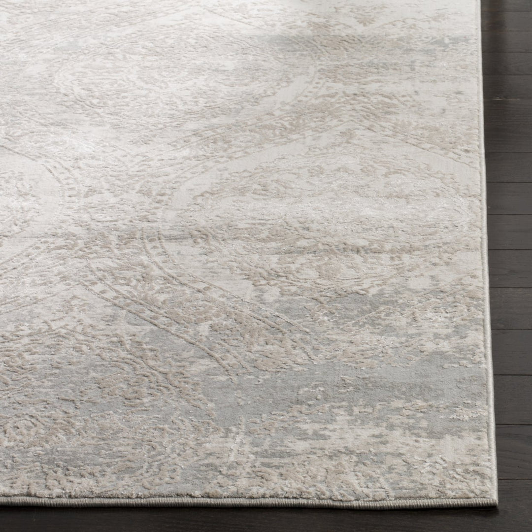 SAFAVIEH Princeton Collection PRN715G Grey / Beige Rug Image 6