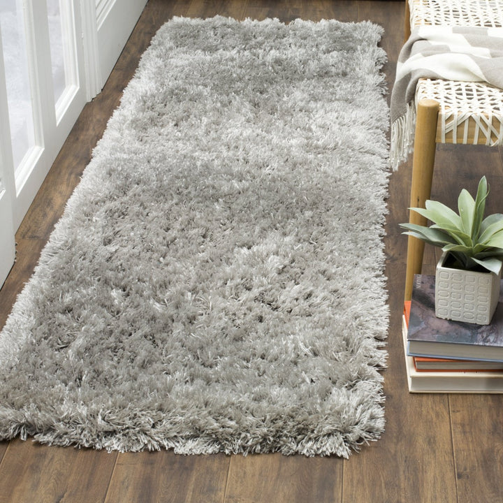 SAFAVIEH Polar Shag Collection PSG800D Silver Rug Image 10