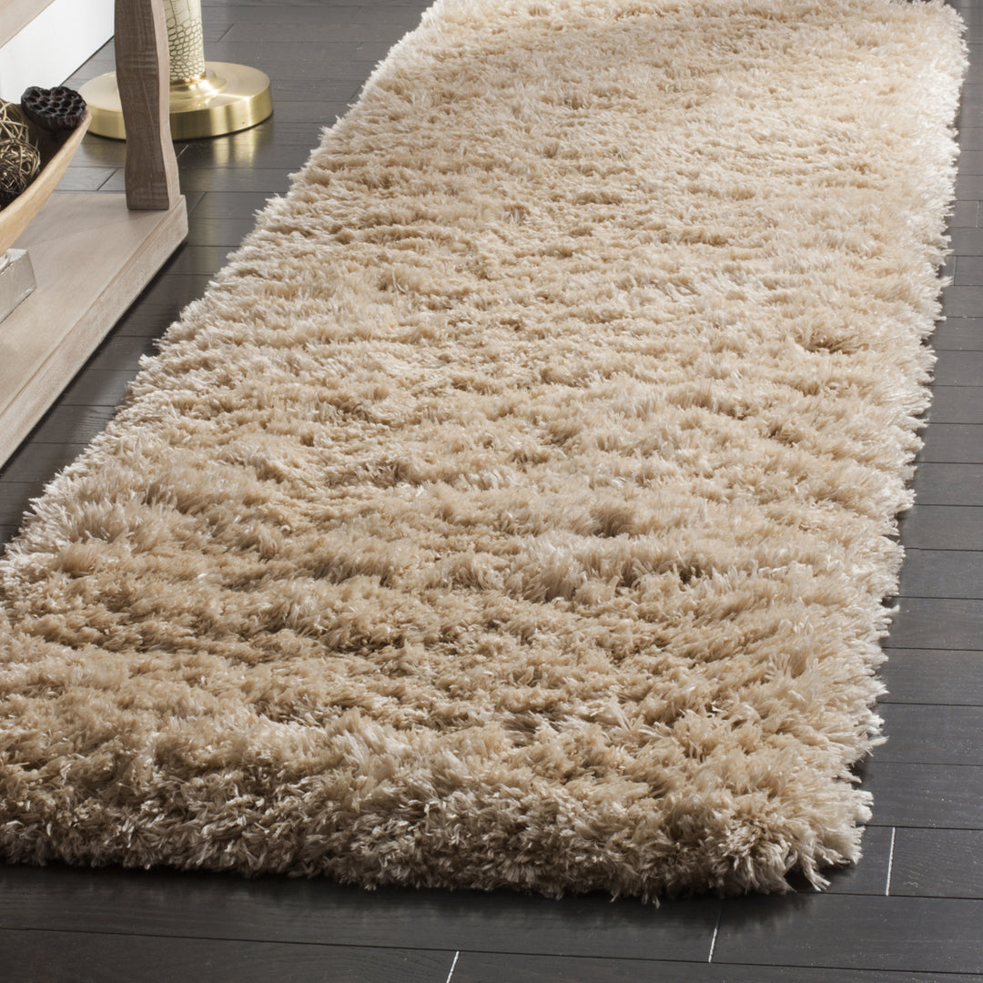 SAFAVIEH Polar Shag Collection PSG800A Light Beige Rug Image 3