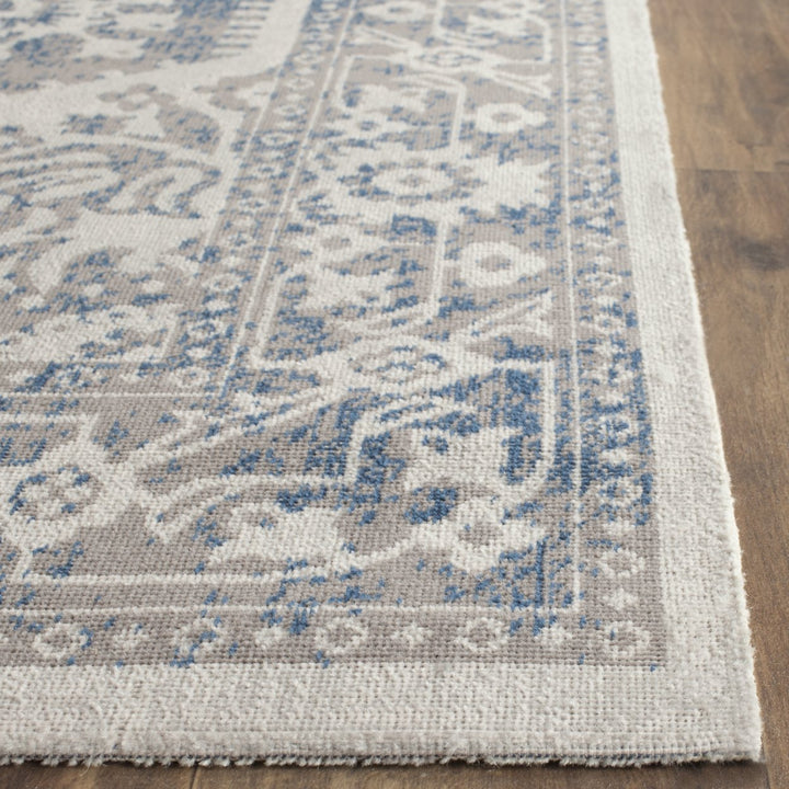 SAFAVIEH Patina Collection PTN318A Grey / Blue Rug Image 5