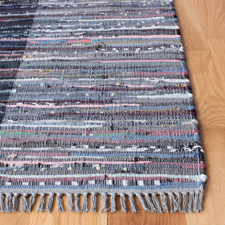 SAFAVIEH Rag Rug RAR122F Handwoven Grey / Black Rug Image 6