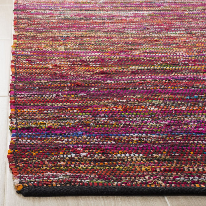 SAFAVIEH Rag Rug RAR250H Handwoven Fuchsia / Black Rug Image 5