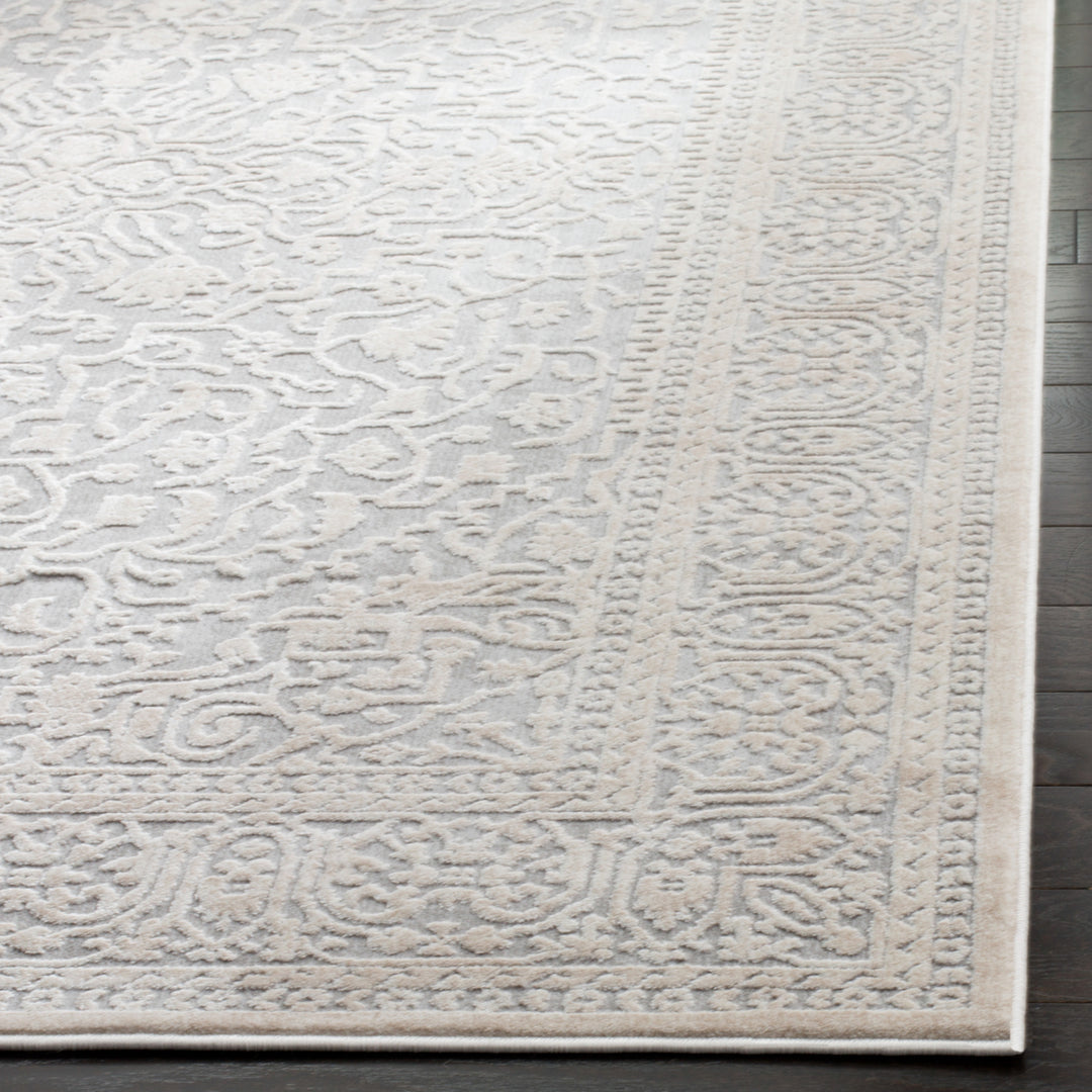 SAFAVIEH Reflection RFT670C Light Grey / Cream Rug Image 7