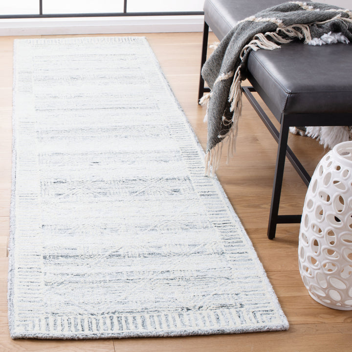 SAFAVIEH Roslyn ROS804A Handmade Grey / Ivory Rug Image 2