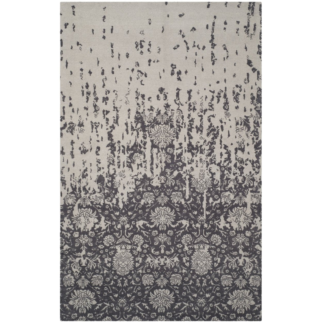 SAFAVIEH Restoration Vintage RVT104H Silver / Grey Rug Image 1