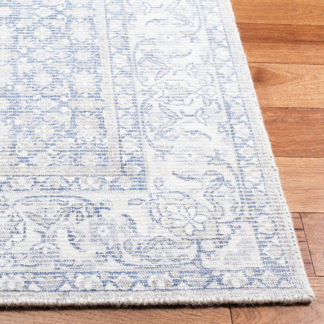 SAFAVIEH Restoration Vintage RVT706M Blue / Ivory Rug Image 7