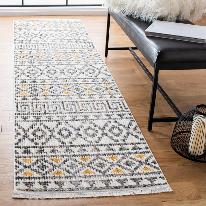 SAFAVIEH Sedona Collection SED883B Ivory / Charcoal Rug Image 3