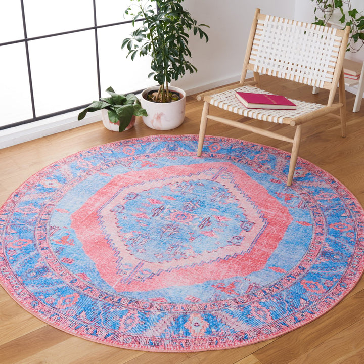 SAFAVIEH Serapi Collection SEP356J Light Blue / Beige Rug Image 2