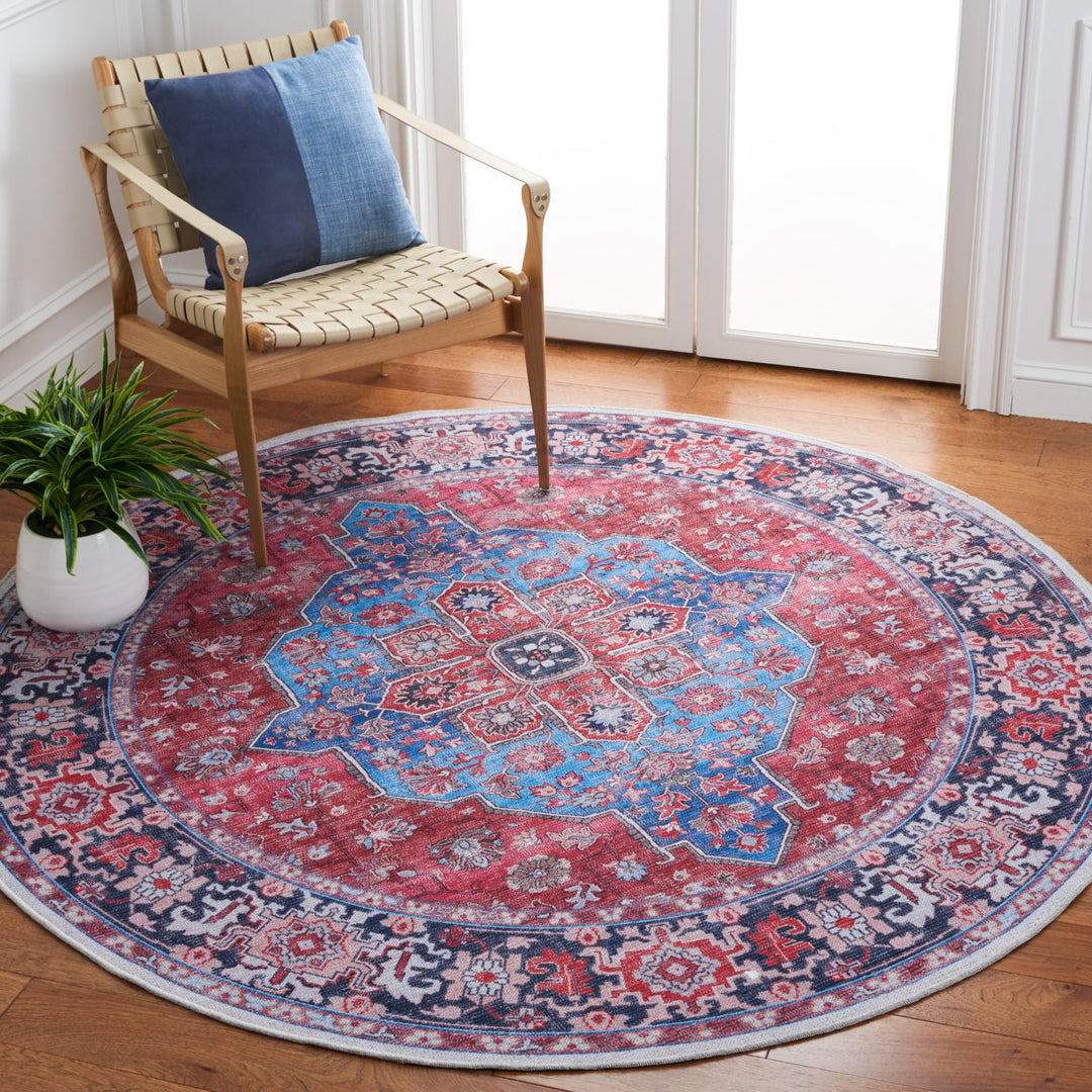 SAFAVIEH Serapi Collection SEP369M Blue / Rust Rug Image 2