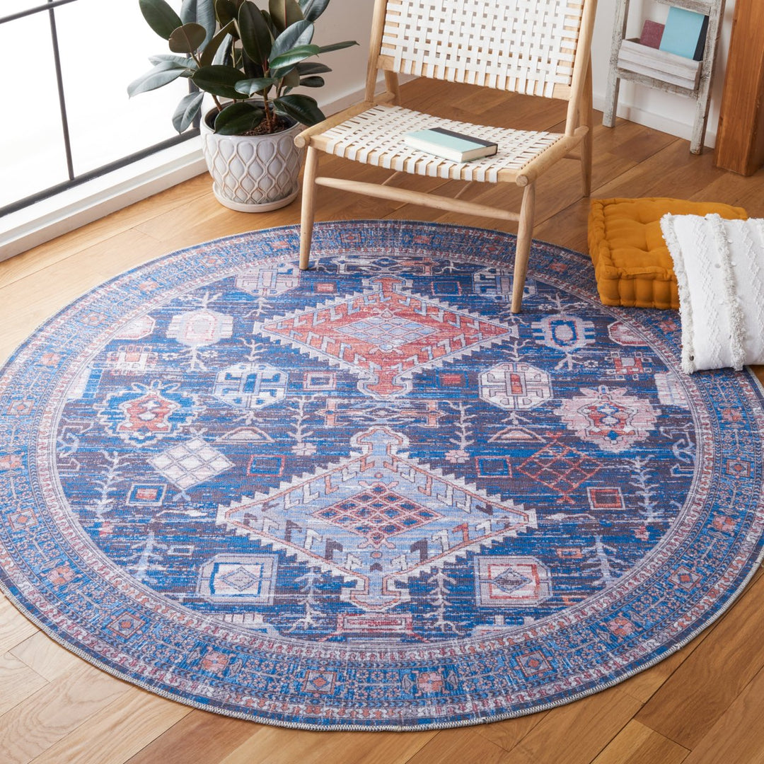 SAFAVIEH Serapi Collection SEP513M Blue / Ivory Rug Image 2