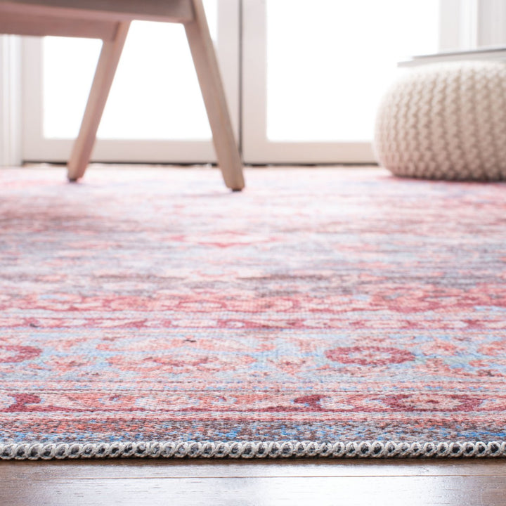 SAFAVIEH Serapi Collection SEP550K Light Blue / Red Rug Image 7