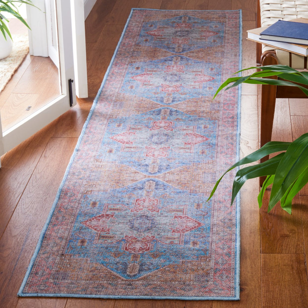 SAFAVIEH Serapi Collection SEP582M Blue / Rust Rug Image 3