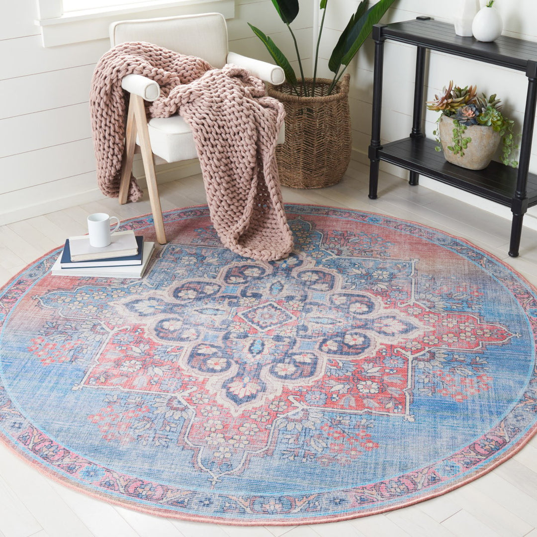 SAFAVIEH Serapi Collection SEP580Q Red / Blue Rug Image 2