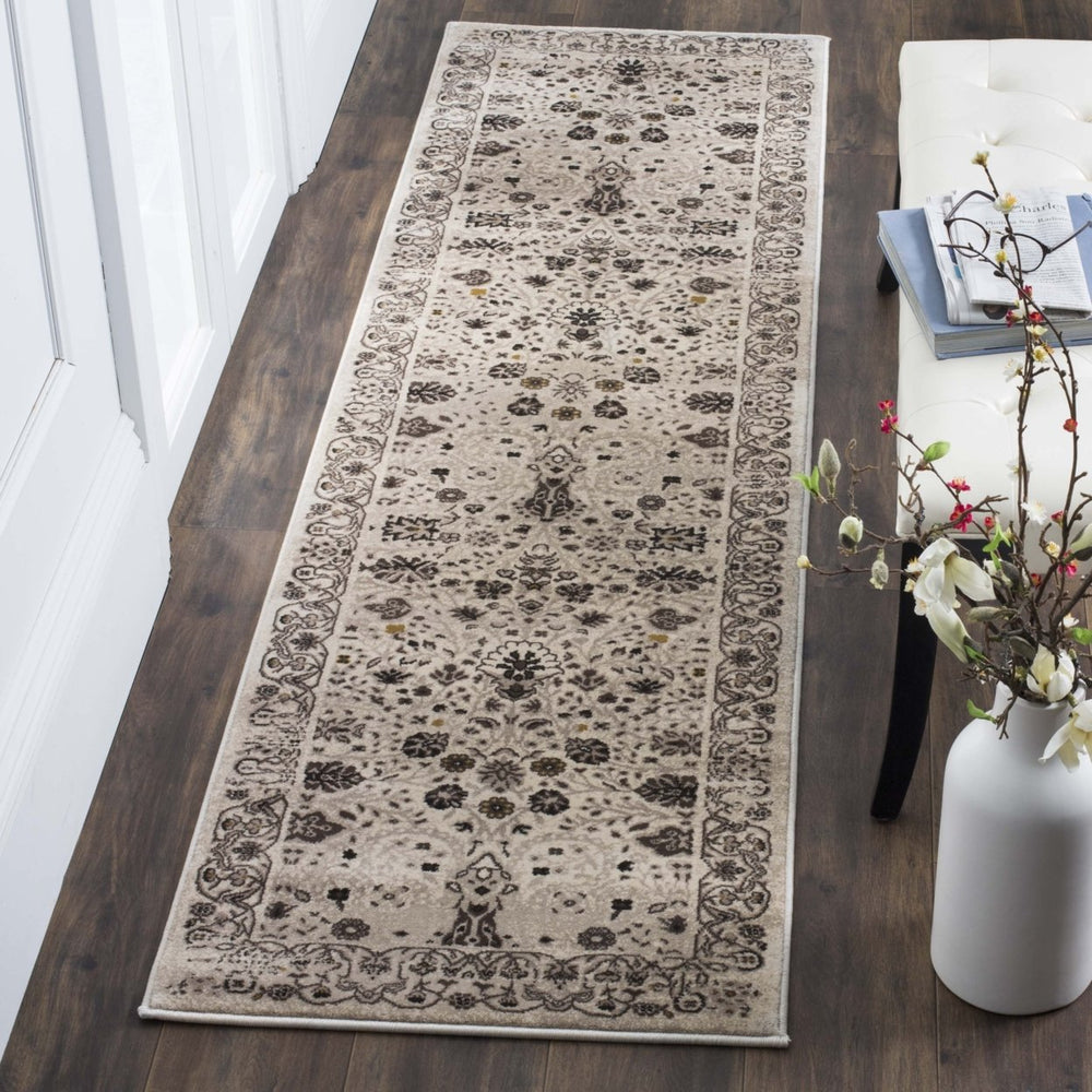 SAFAVIEH Serenity Collection SER213F Creme / Brown Rug Image 2