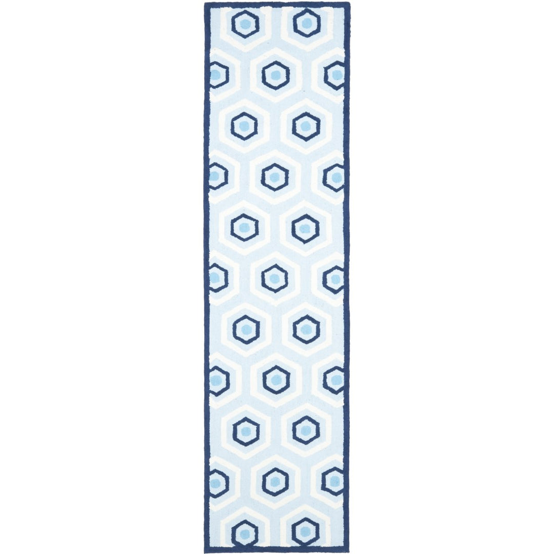 SAFAVIEH Kids Collection SFK225A Handmade Blue/Ivory Rug Image 1