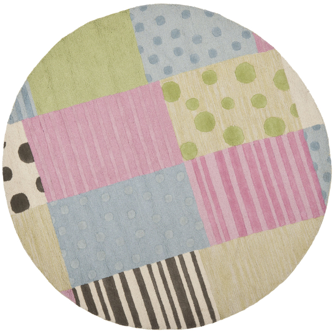 SAFAVIEH Kids Collection SFK322A Handmade Blue / Pink Rug Image 3