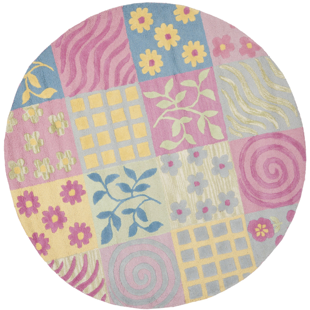 SAFAVIEH Kids Collection SFK356A Handmade Pink/Multi Rug Image 4