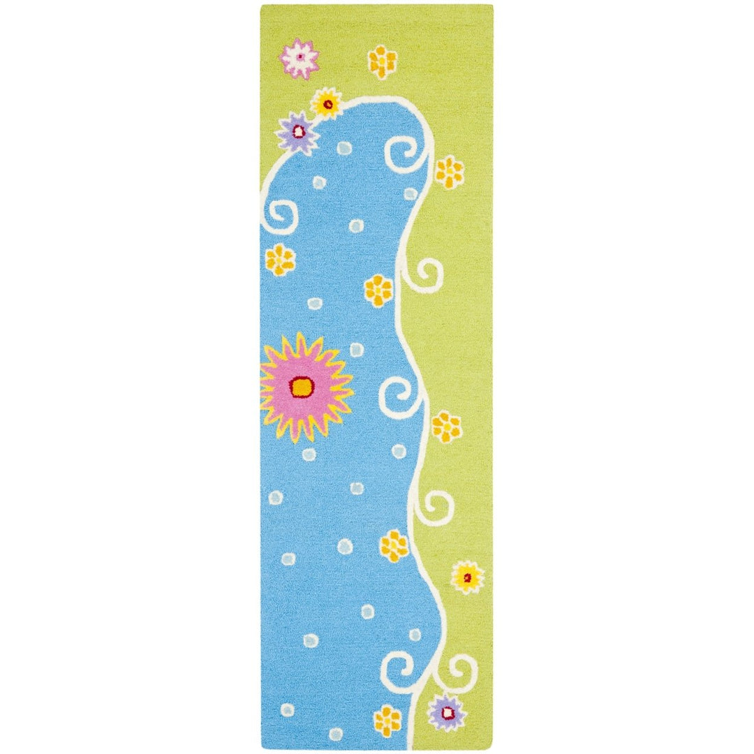 SAFAVIEH Kids Collection SFK383A Handmade Blue/Green Rug Image 1