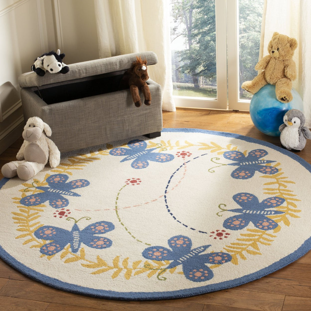 SAFAVIEH Kids Collection SFK390A Handmade Ivory/Blue Rug Image 2